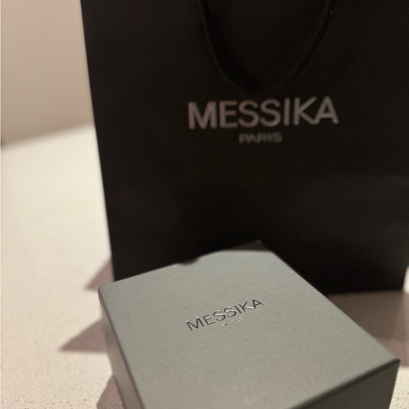 Messika - Picture 6 of 6